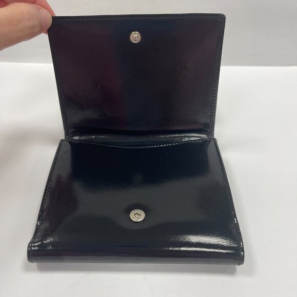 Gucci Patent Leather Compact Bifold Wallet - Black - Preowned - Picture 2 of 11